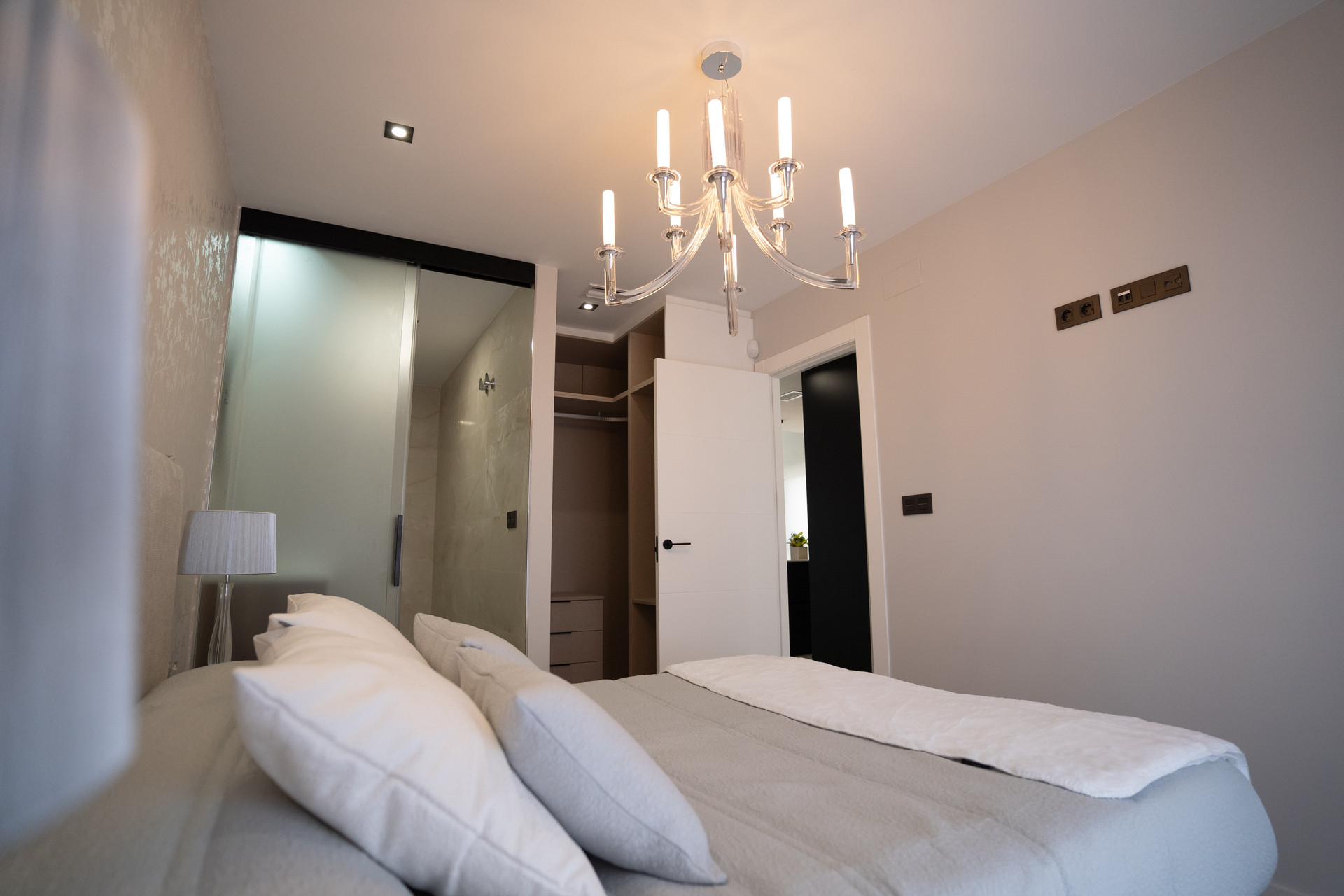 Obra nueva - Villa / Semi pareado -
Torrevieja