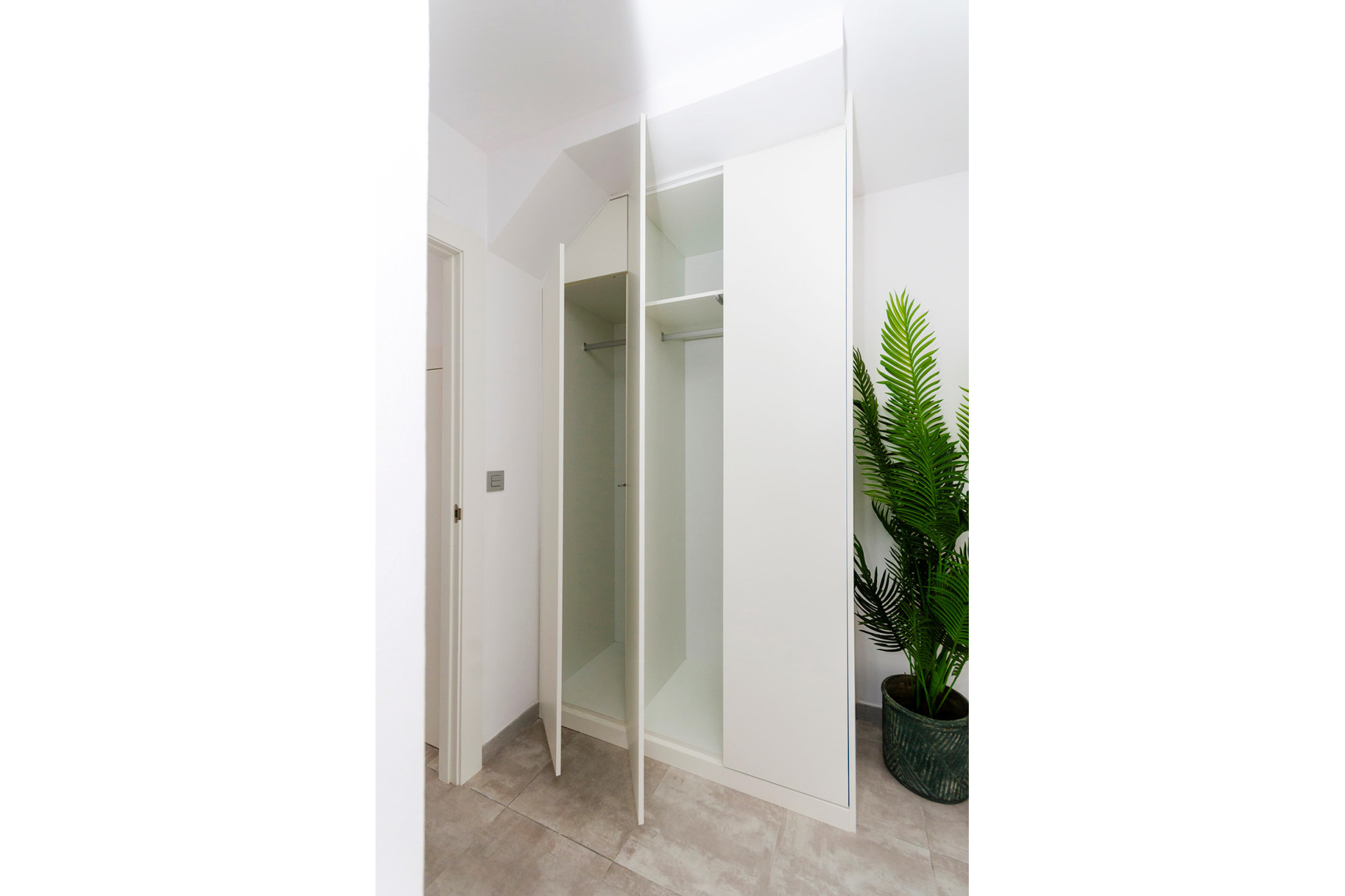 Obra nueva - Villa / Semi pareado -
Torrevieja