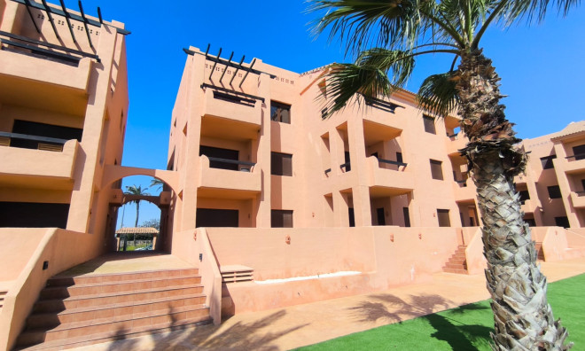 Penthouse - Herverkoop -
            Los Alcázares - PAR-LASG112C