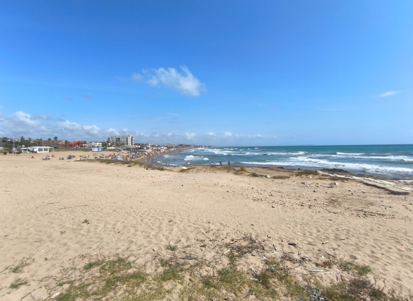 Перепродажа - Таунхаус -
Torrevieja
