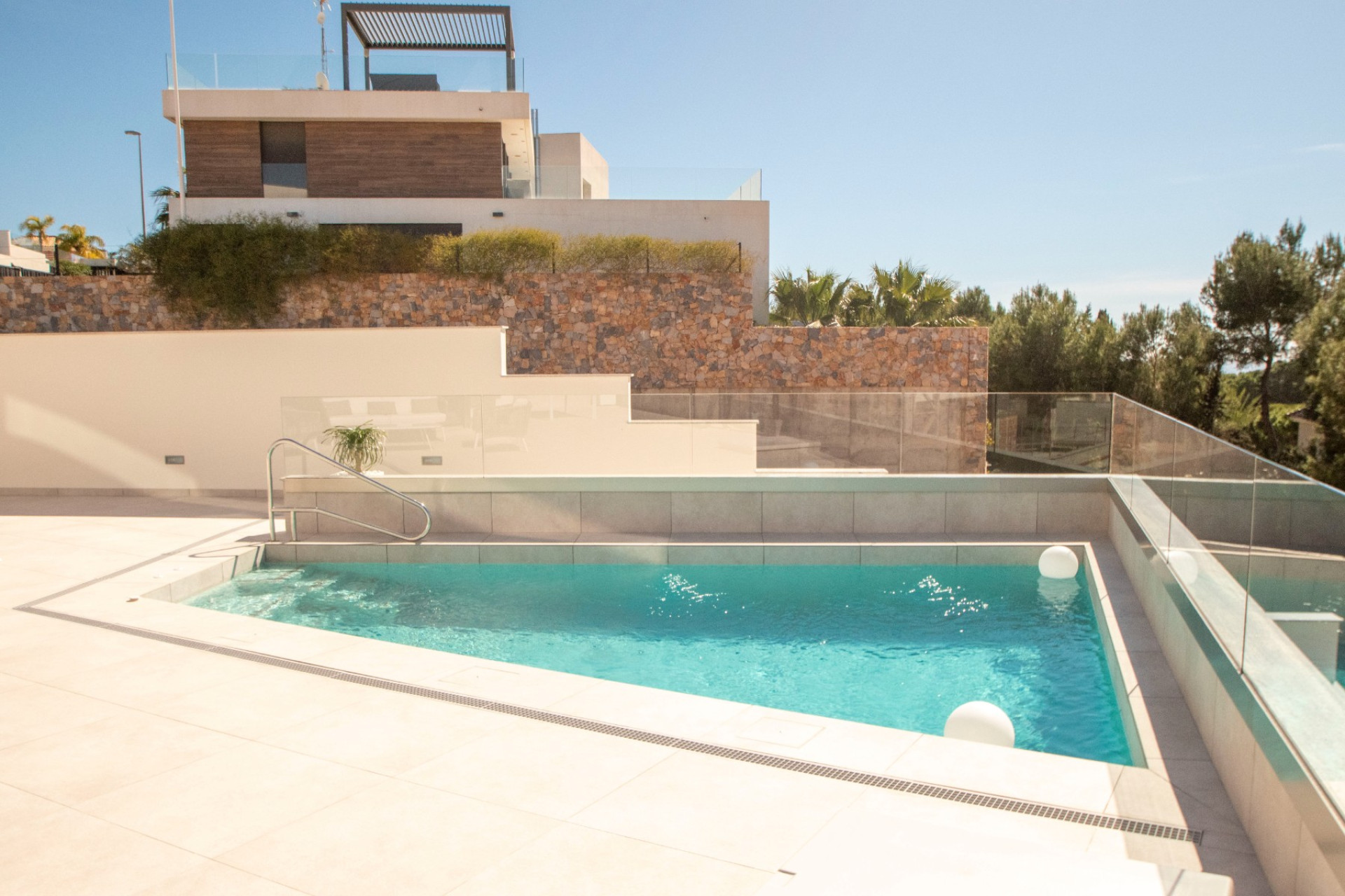 Перепродажа - Villa -
Alicante - Campoamor