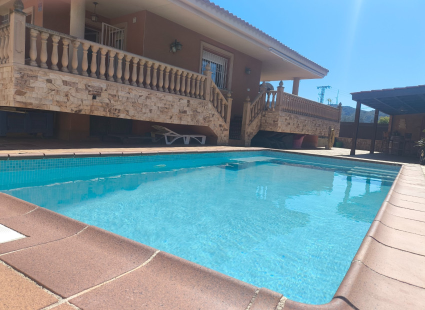 Перепродажа - Villa -
Cartagena