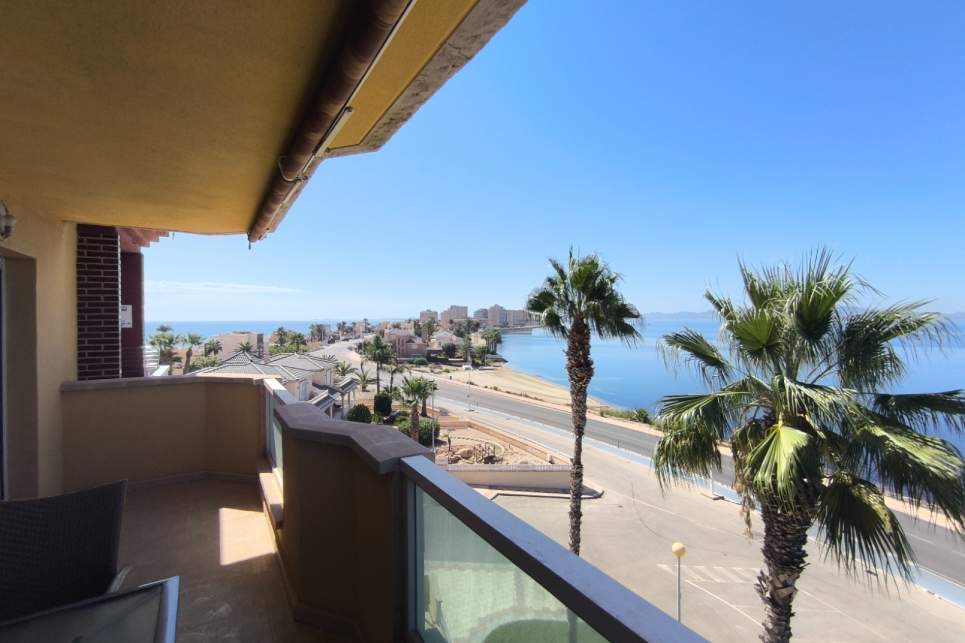 Resale - Apartment / flat -
La Manga Del Mar Menor - La Manga