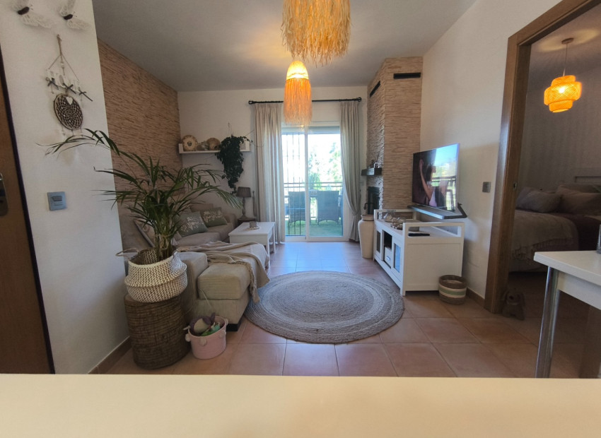 Resale - Bungalow -
Cartagena