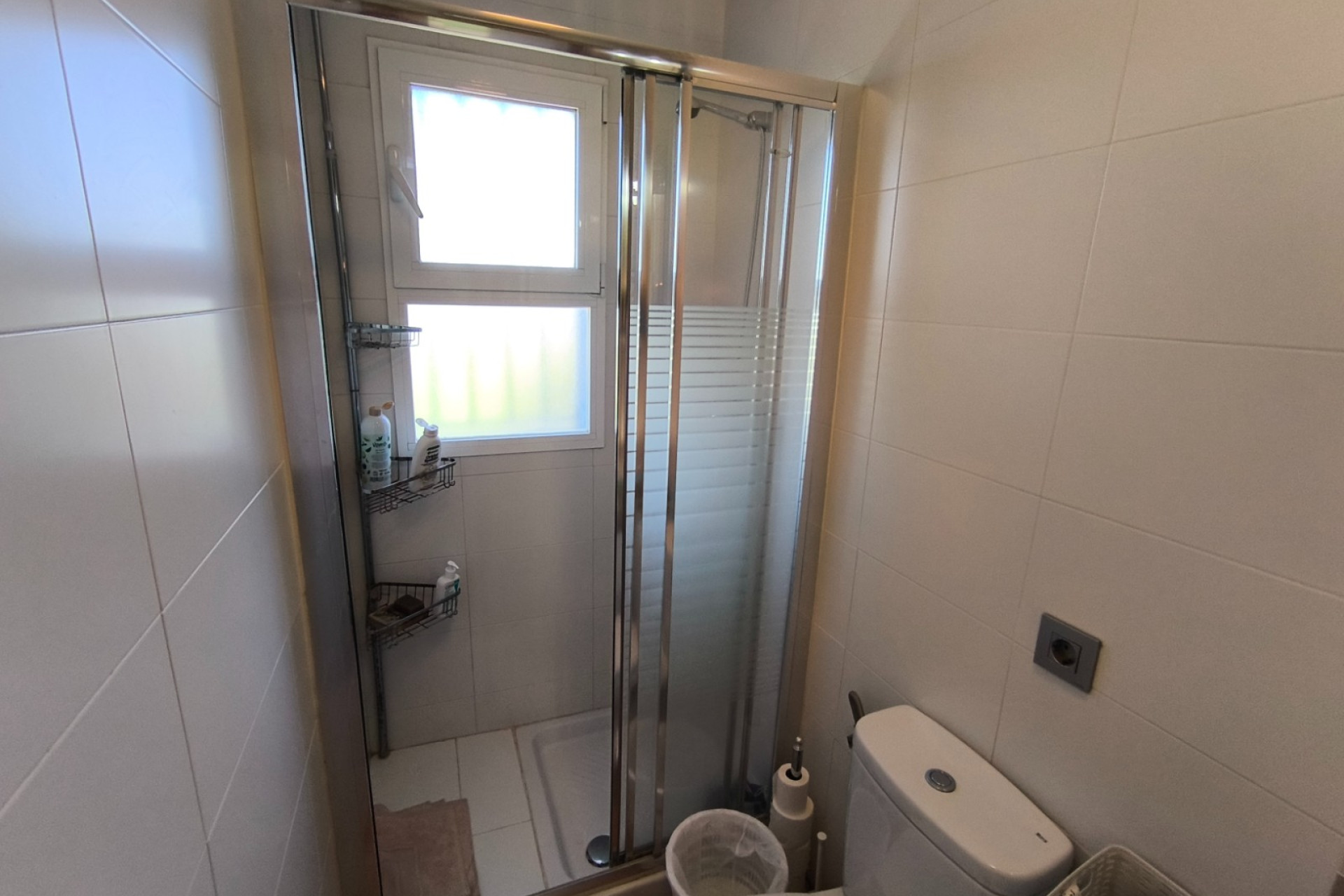 Resale - Bungalow -
Cartagena