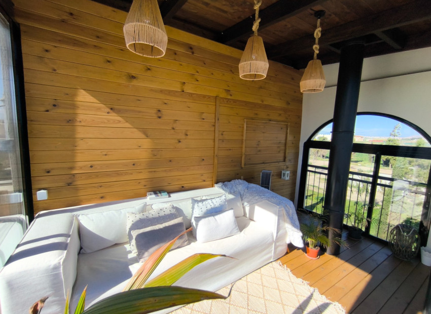 Resale - Bungalow -
Cartagena