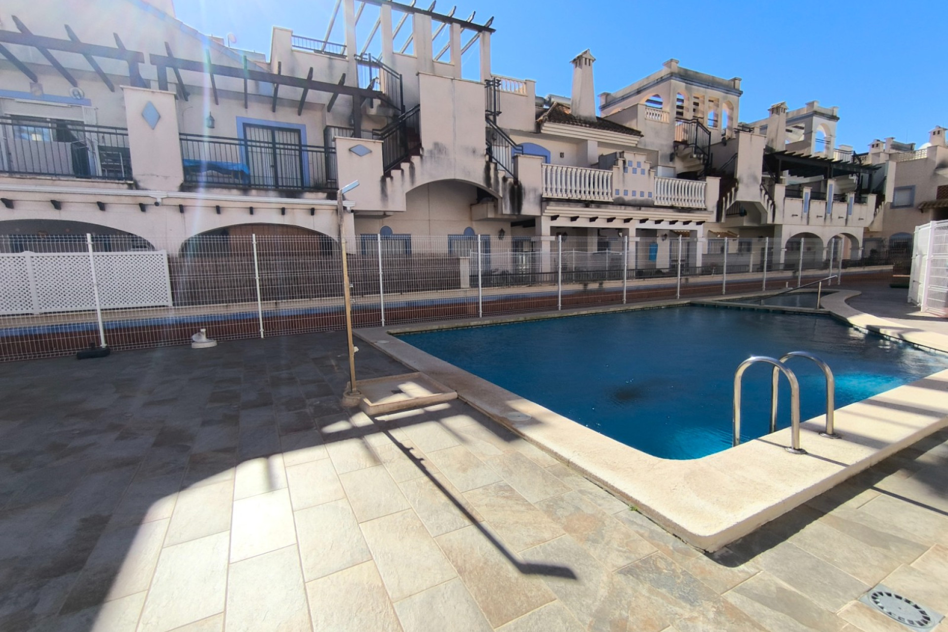 Resale - Bungalow -
Cartagena