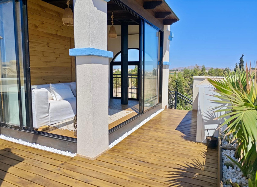 Resale - Bungalow -
Cartagena