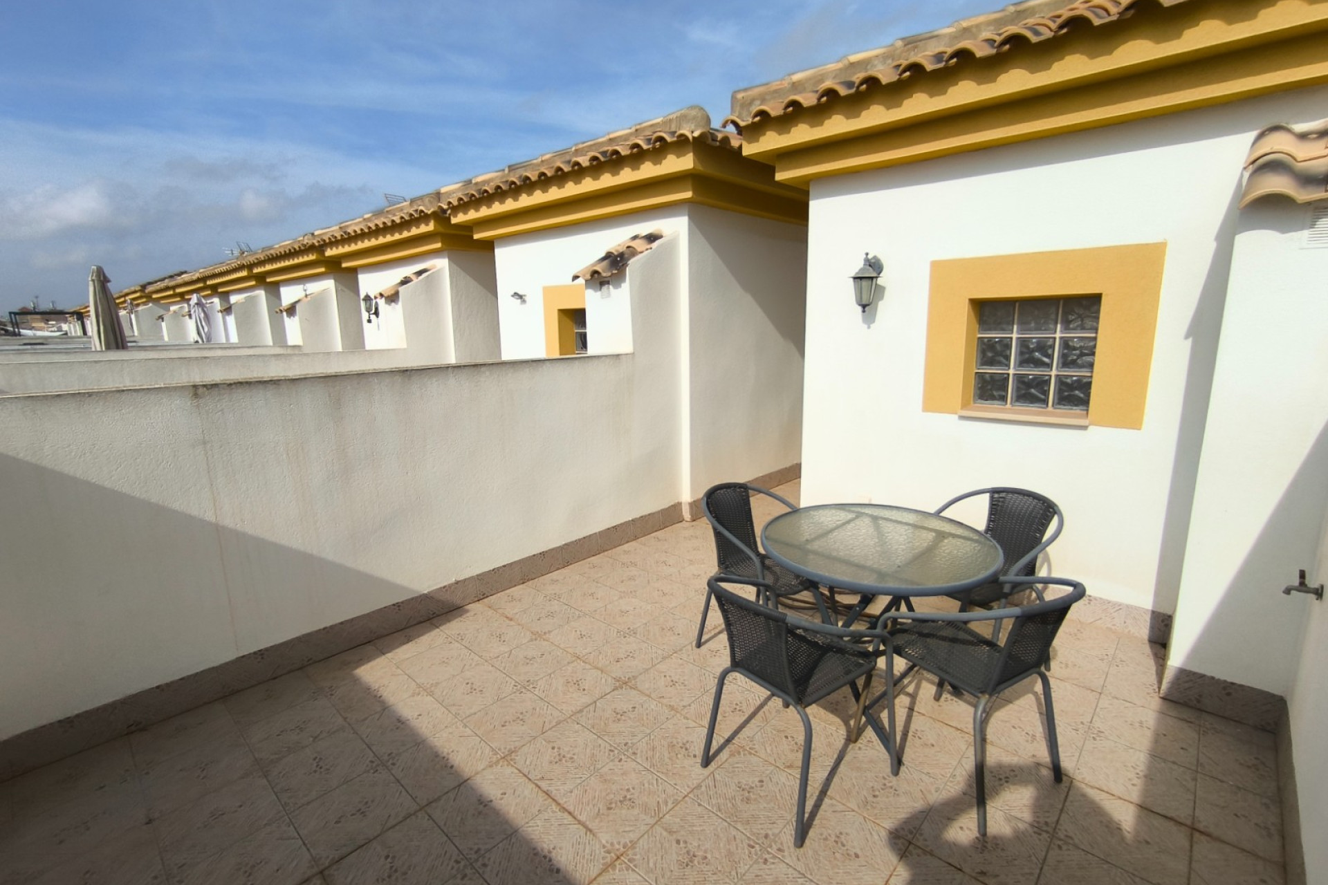 Resale - Townhouse -
Dolores de Pacheco