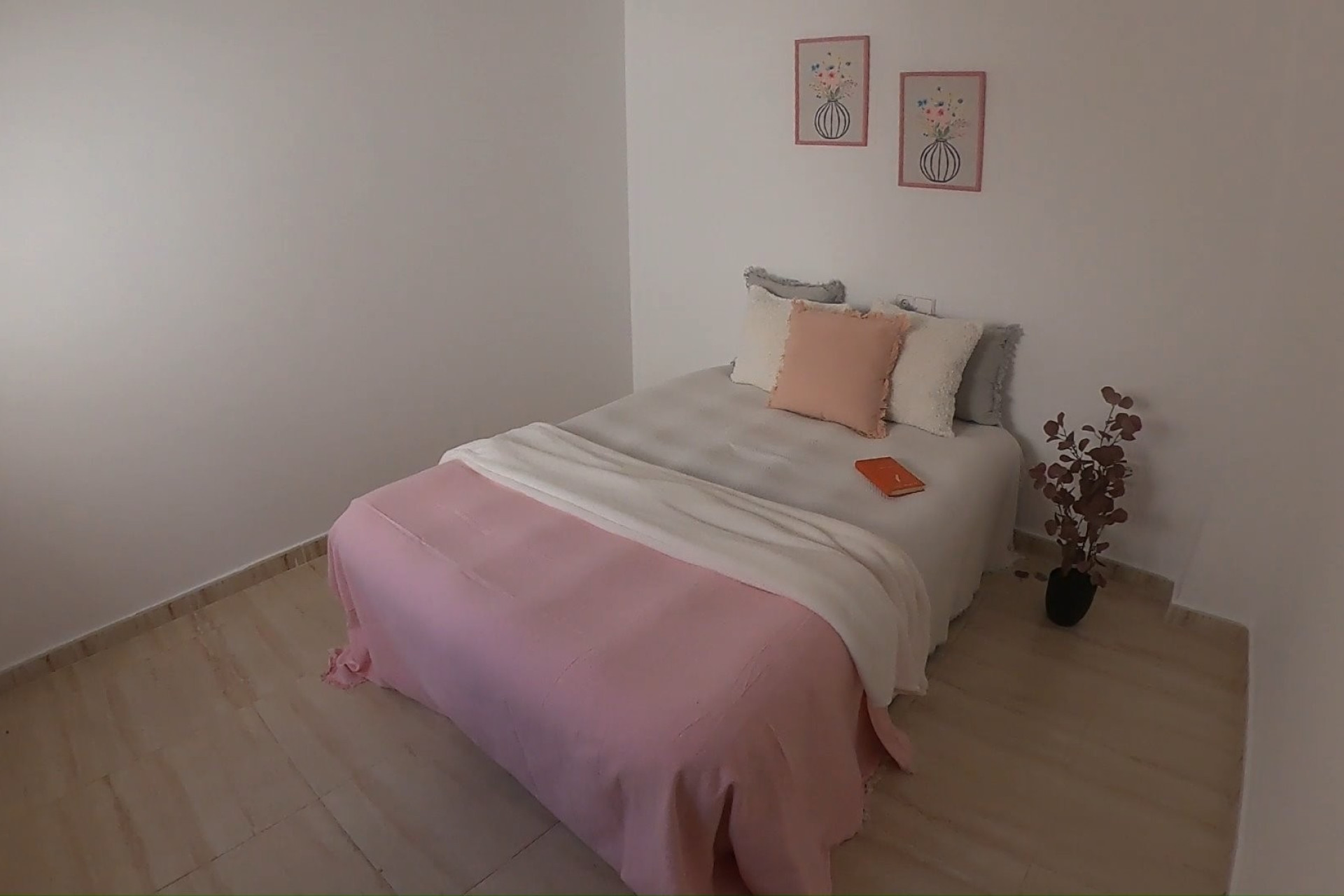 Resale - Townhouse -
San Javier