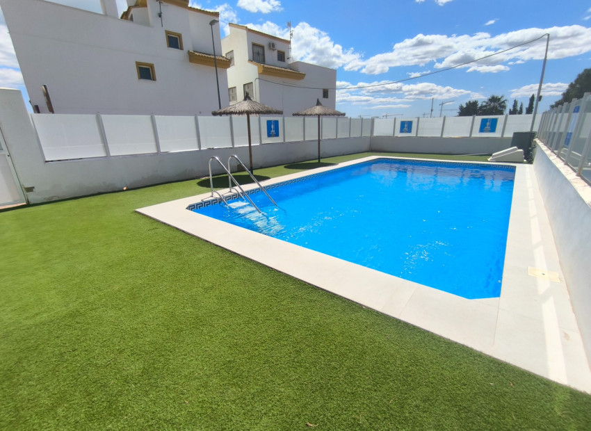 Resale - Townhouse -
Torre-Pacheco