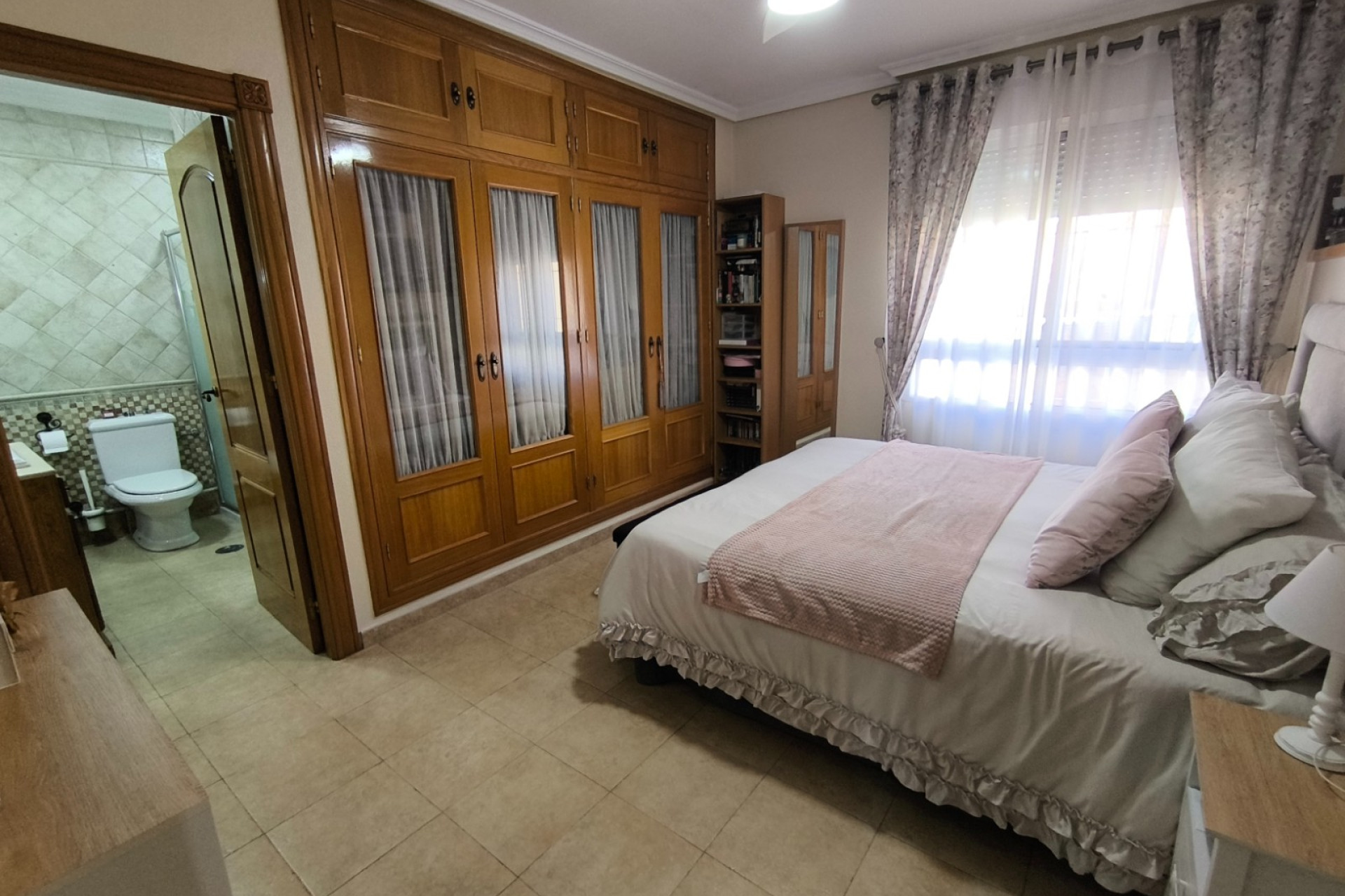 Resale - Villa -
Cartagena