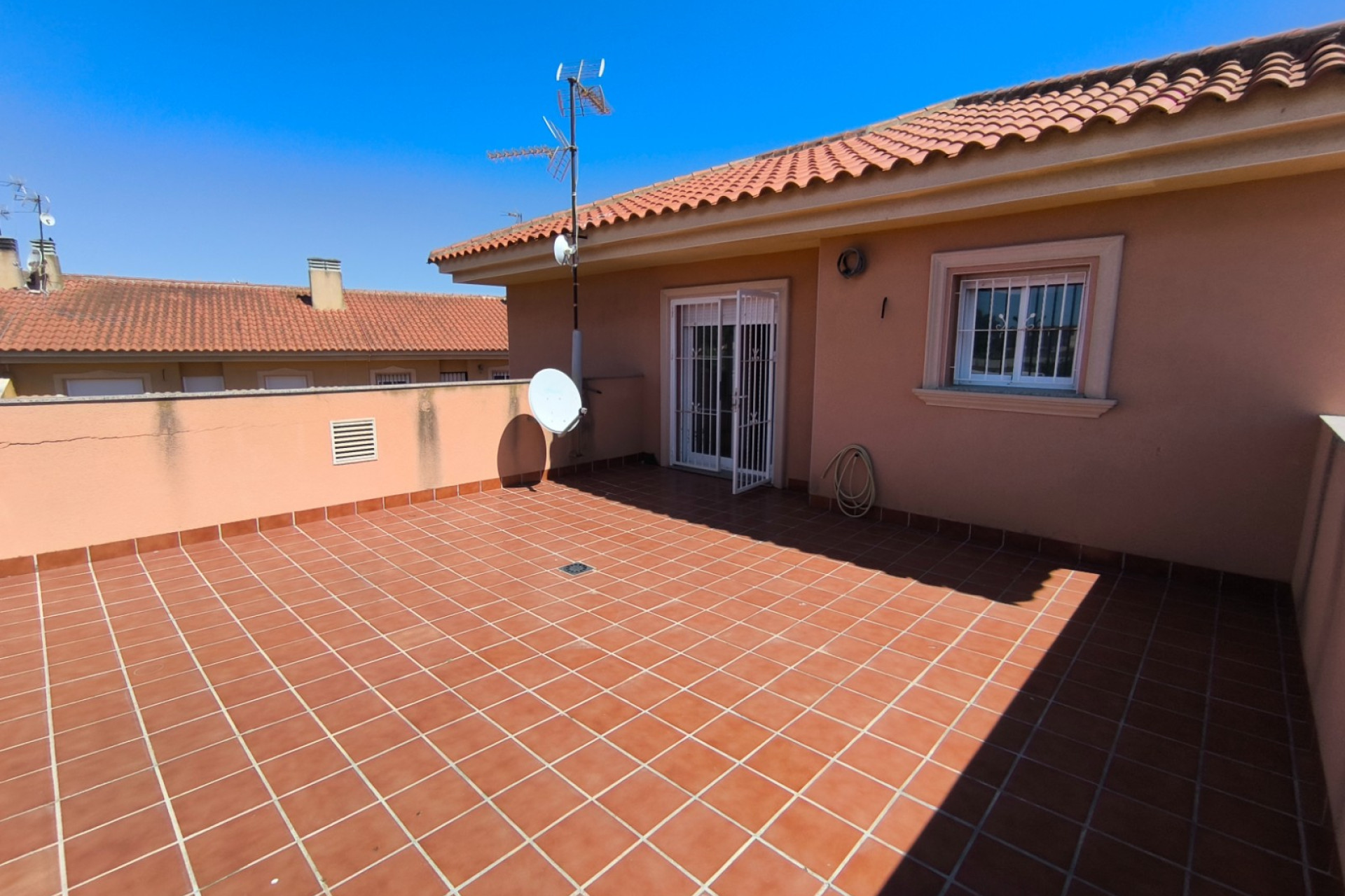 Resale - Villa -
Cartagena