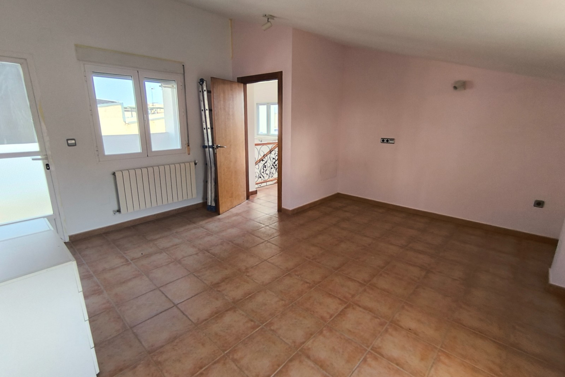 Resale - Villa -
Los Montesinos