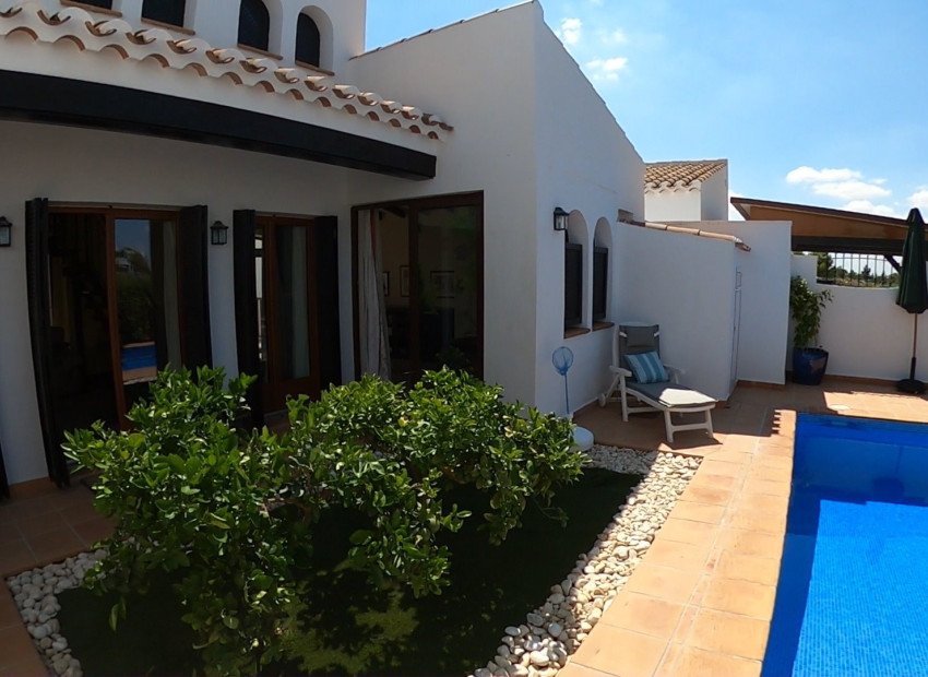 Resale - Villa -
Murcia