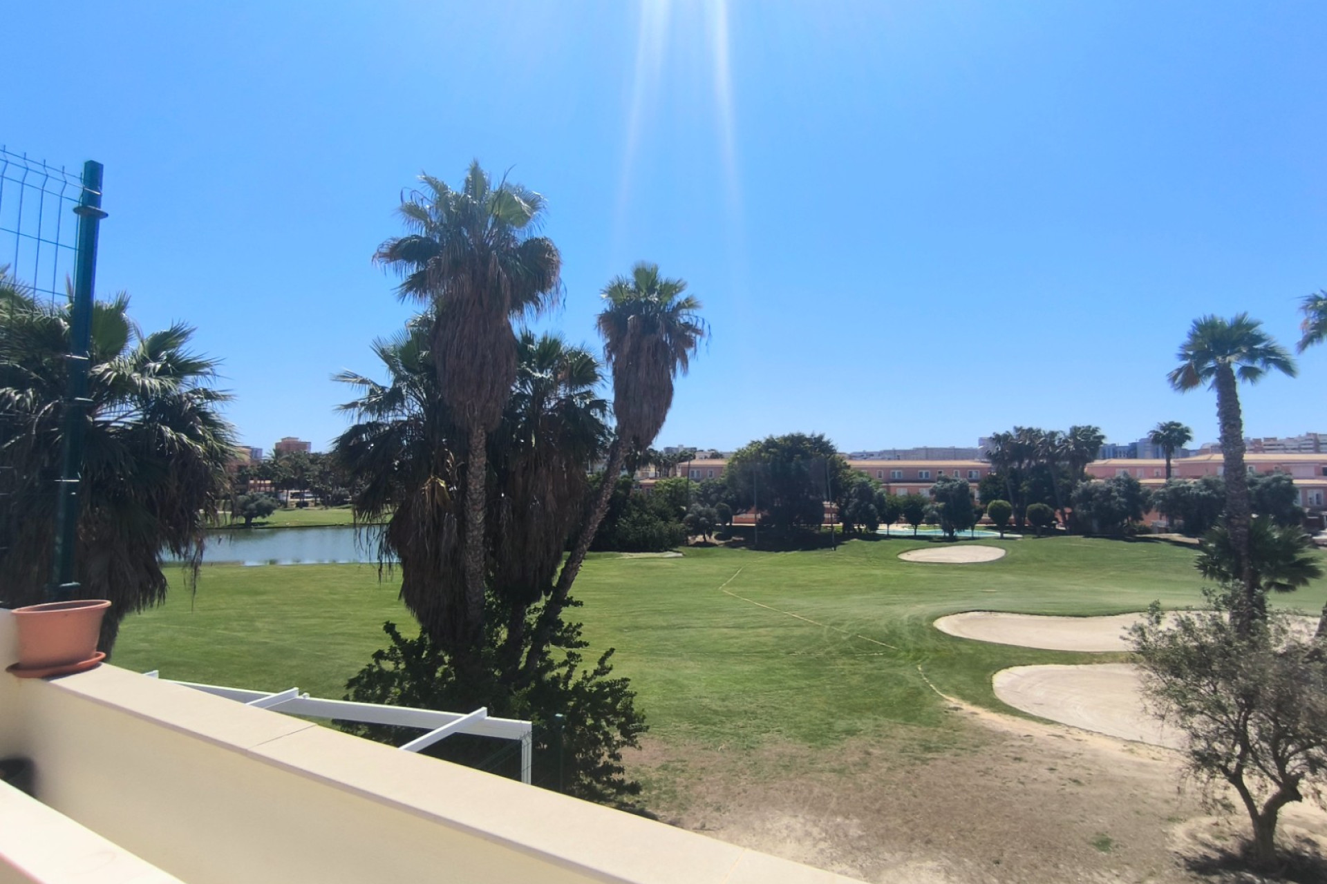 Resale - Villa -
San Juan de Alicante