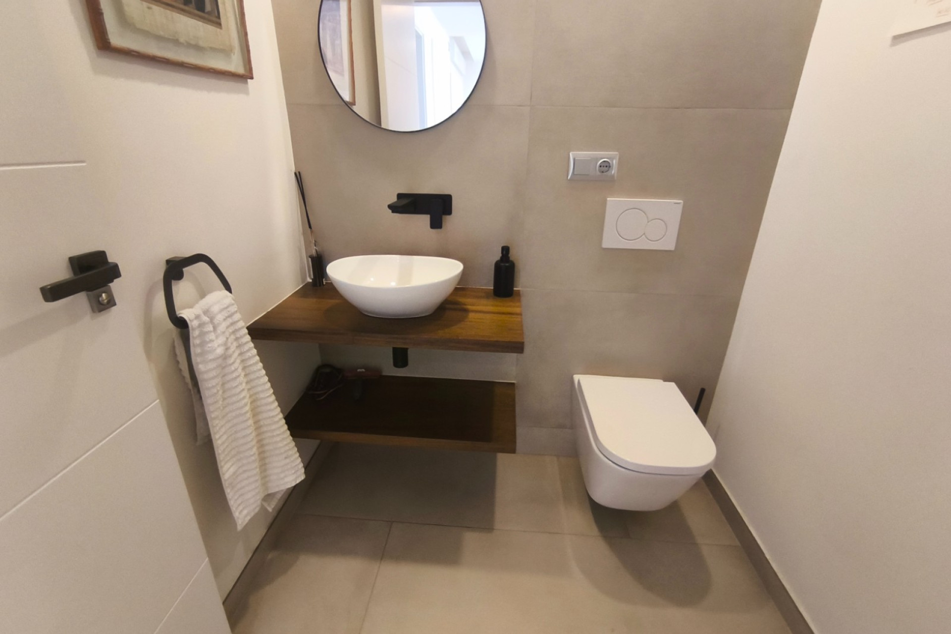 Resale - Villa -
San Juan de Alicante