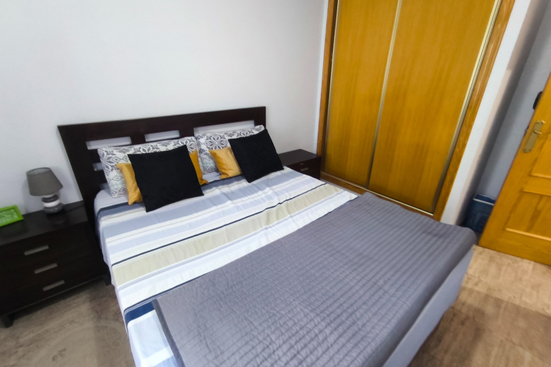 Revente - Appartement -
Los Montesinos