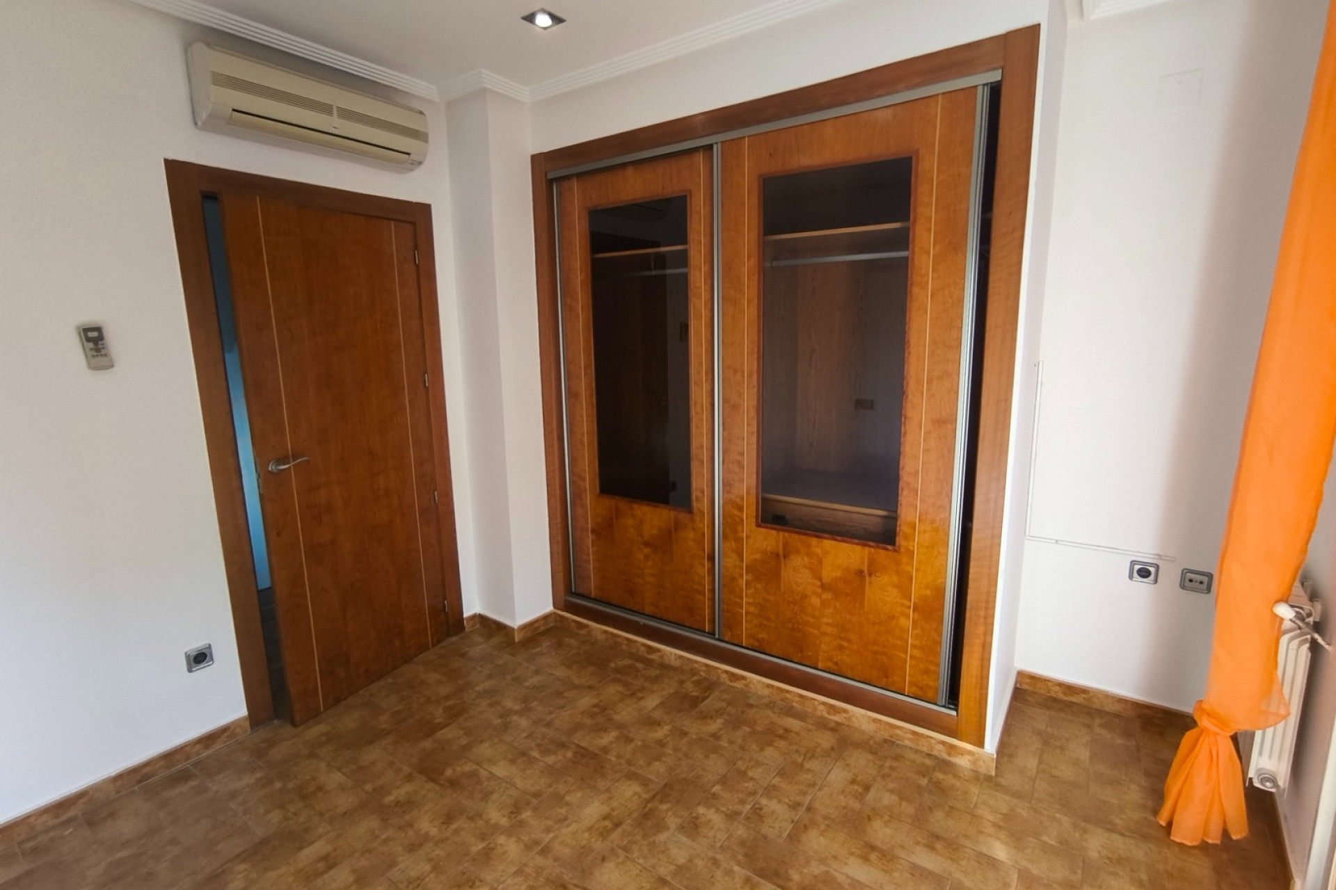 Revente - Villa -
Los Montesinos