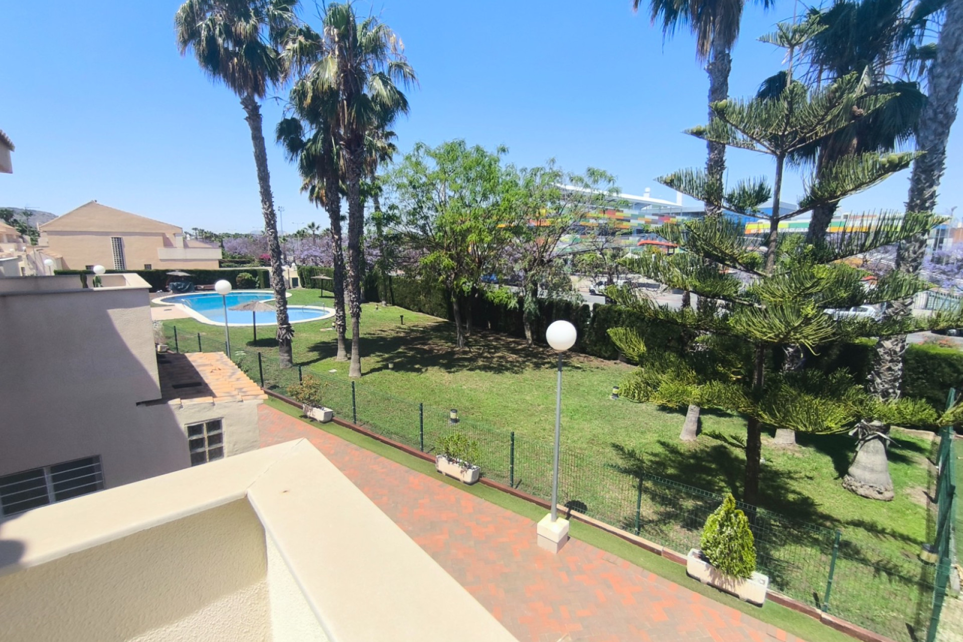 Revente - Villa -
San Juan de Alicante