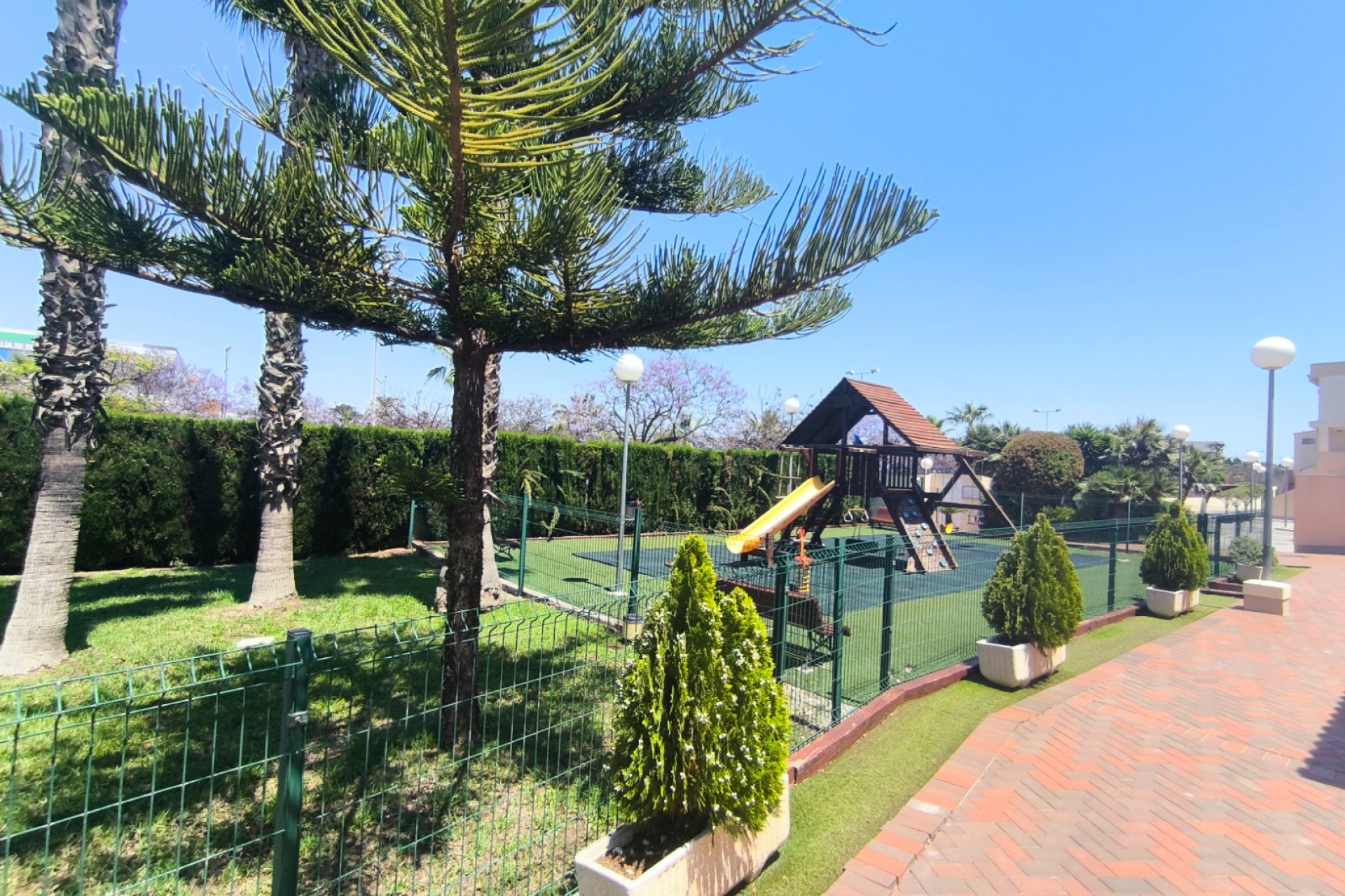 Revente - Villa -
San Juan de Alicante