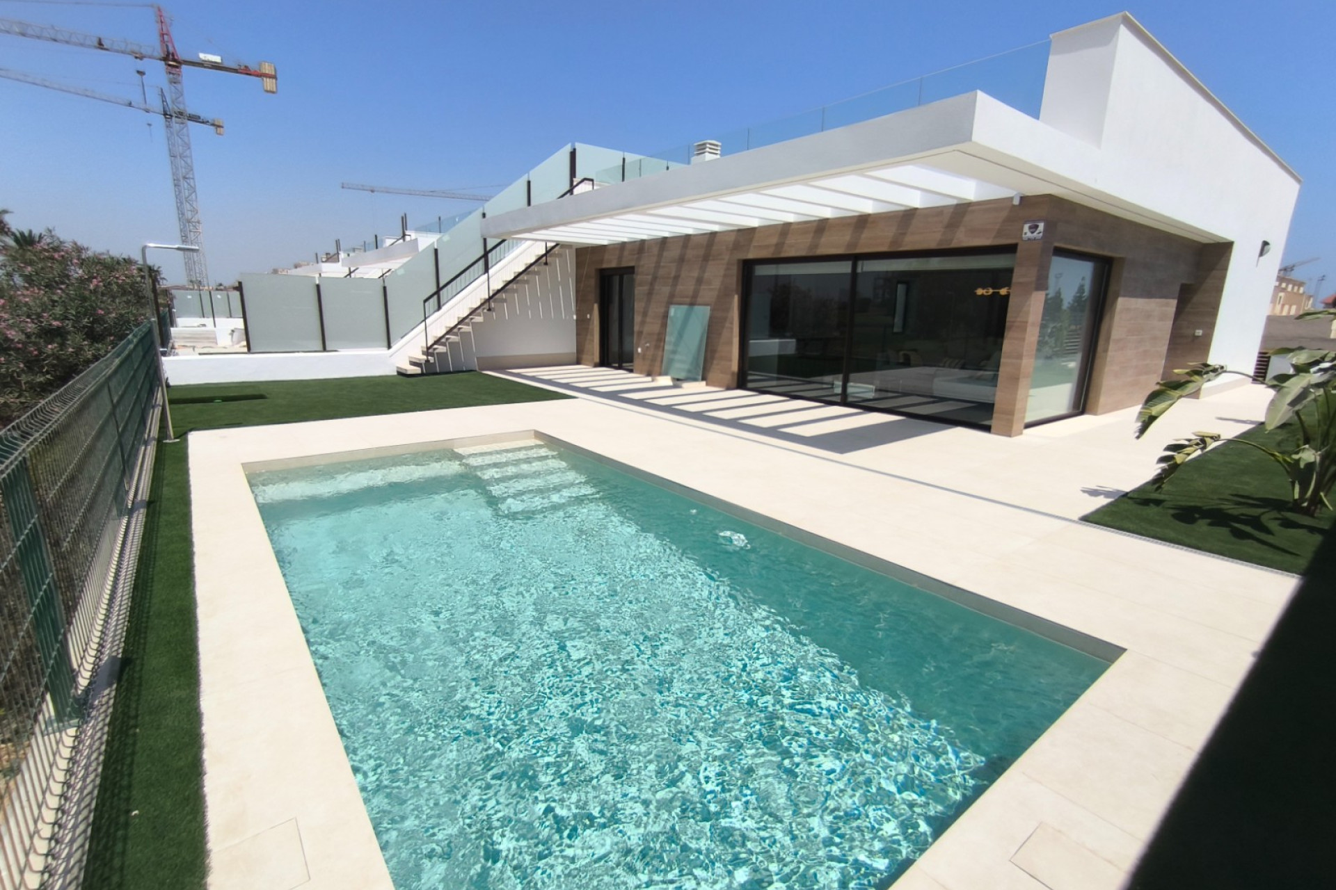 Revente - Villa -
 - Serena Golf