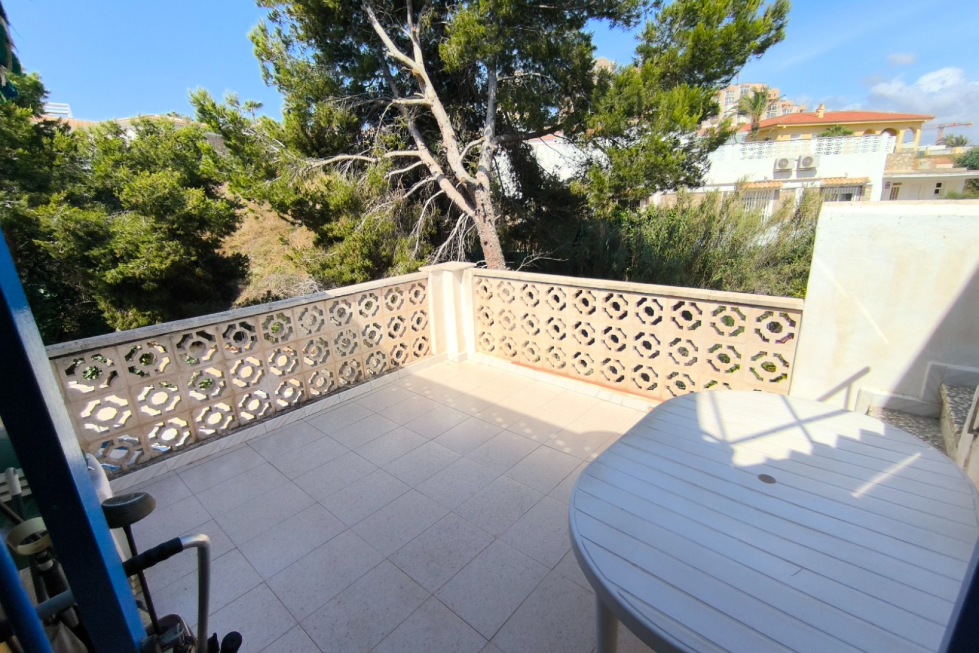Segunda mano - Adosado -
Torrevieja