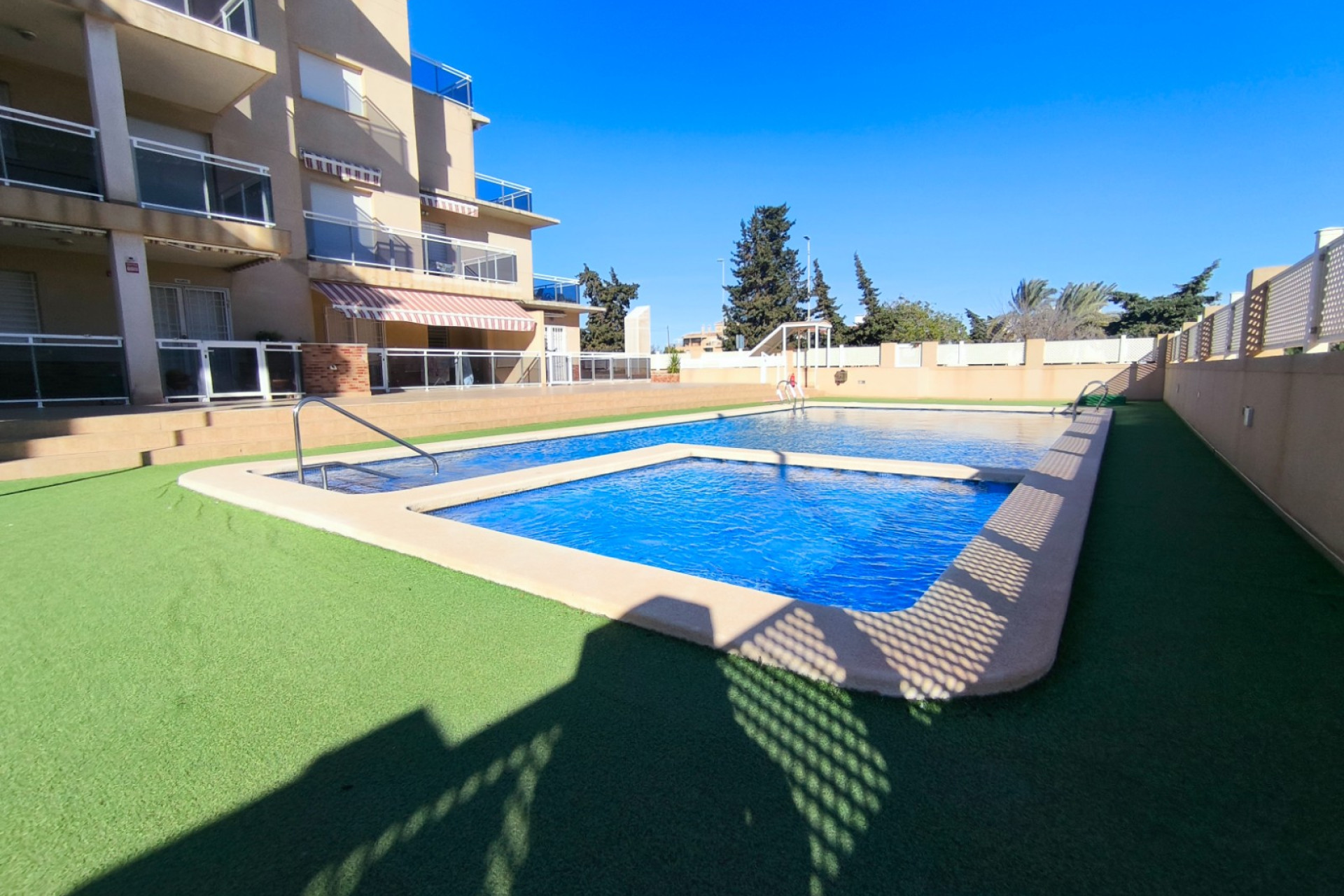 Segunda mano - Apartamento / piso -
Cartagena