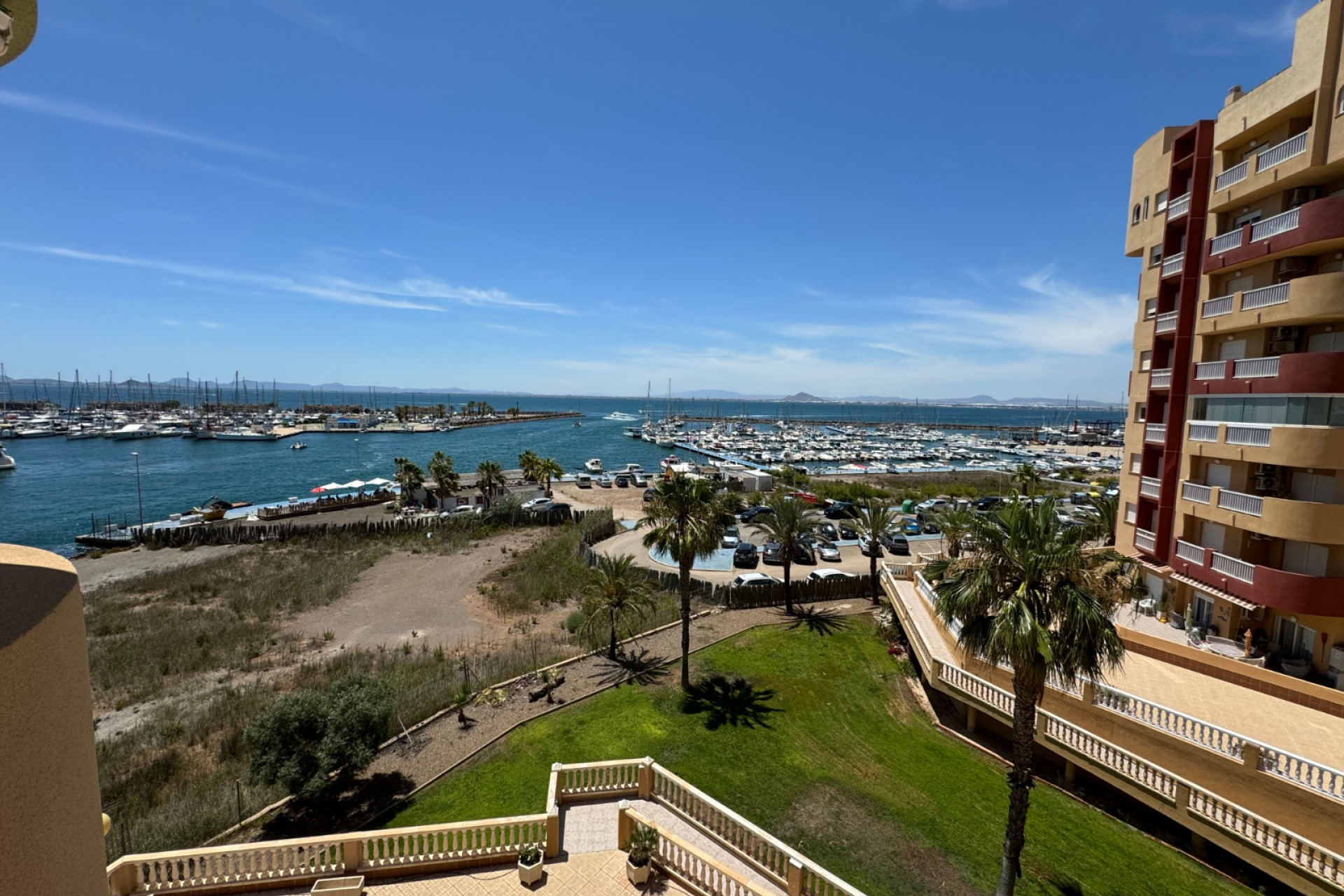 Segunda mano - Apartamento / piso -
La Manga Del Mar Menor - La Manga