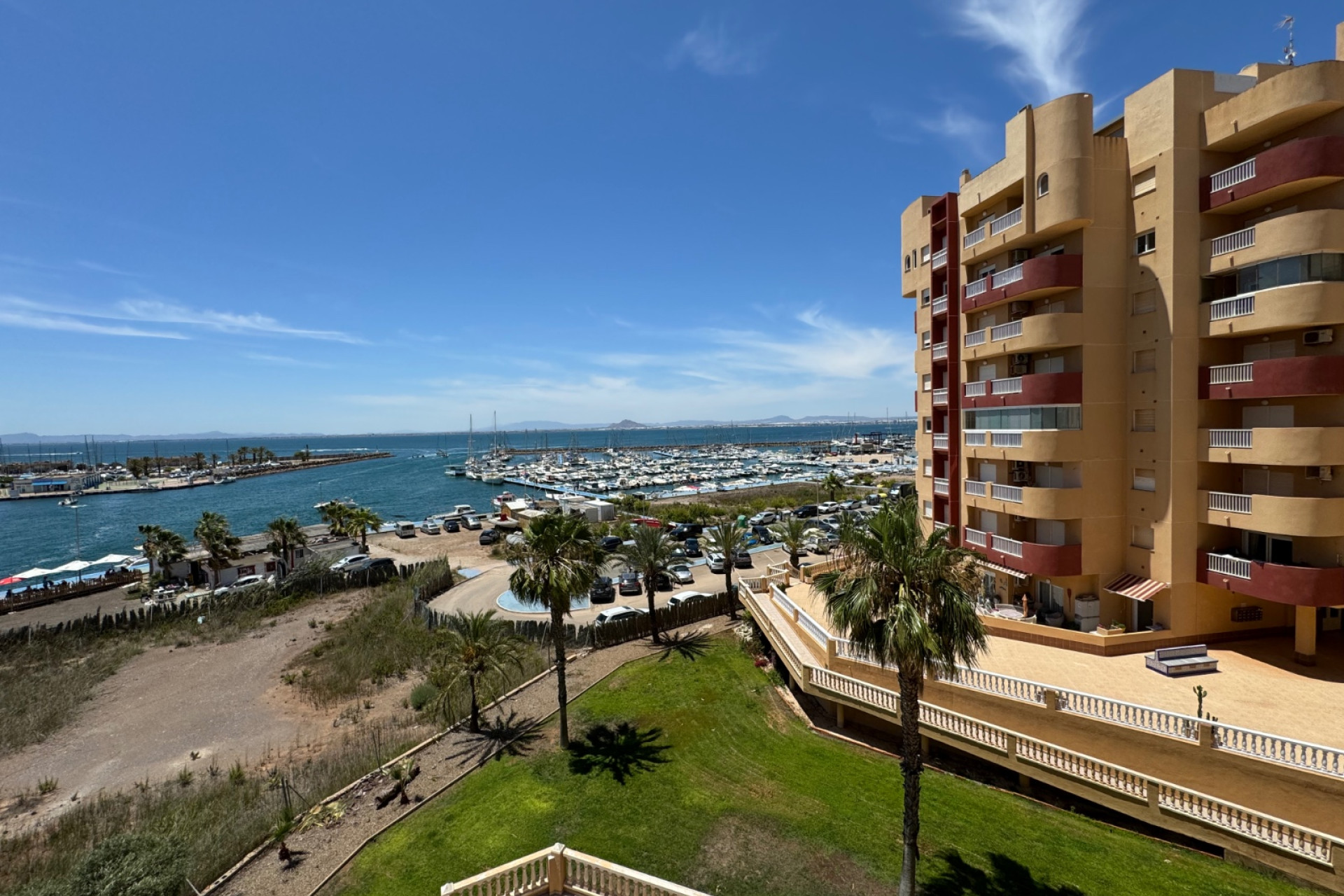 Segunda mano - Apartamento / piso -
La Manga Del Mar Menor - La Manga