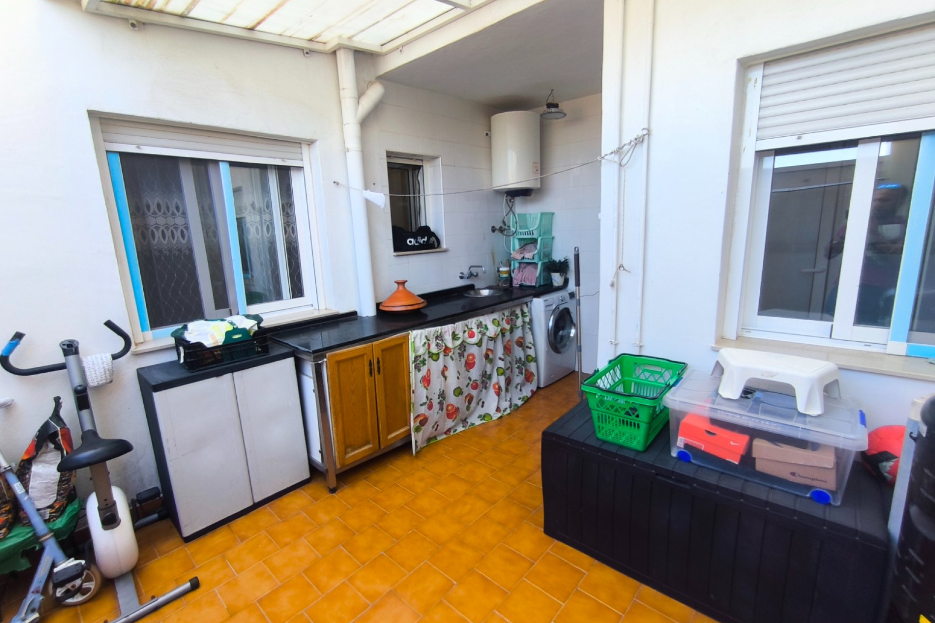 Segunda mano - Apartamento / piso -
Los Montesinos