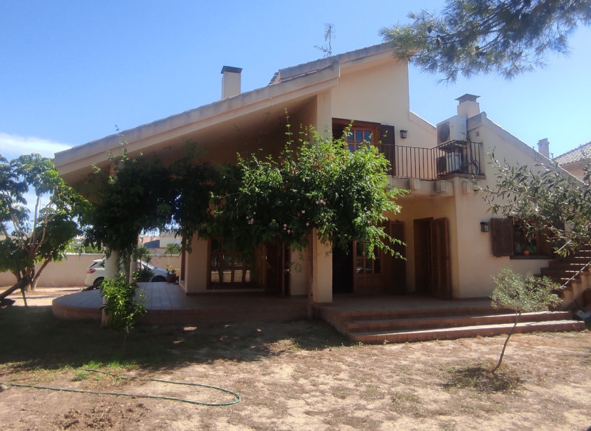 Segunda mano - Chalet -
San Javier