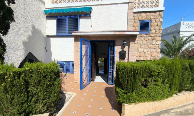 Таунхаус - Перепродажа - Torrevieja -
                Torrevieja