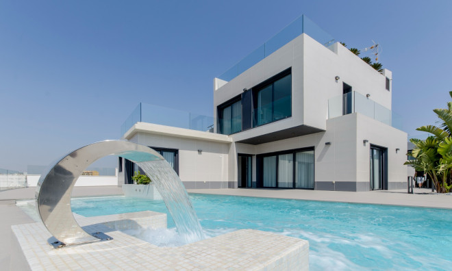 Villa - New Build -
            Orihuela Costa - CADELUXEMARTA31