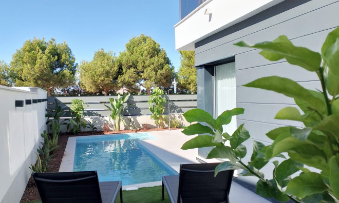 Villa - Nieuwbouw Woningen -
            La Roda - RODAHOMESGOL5