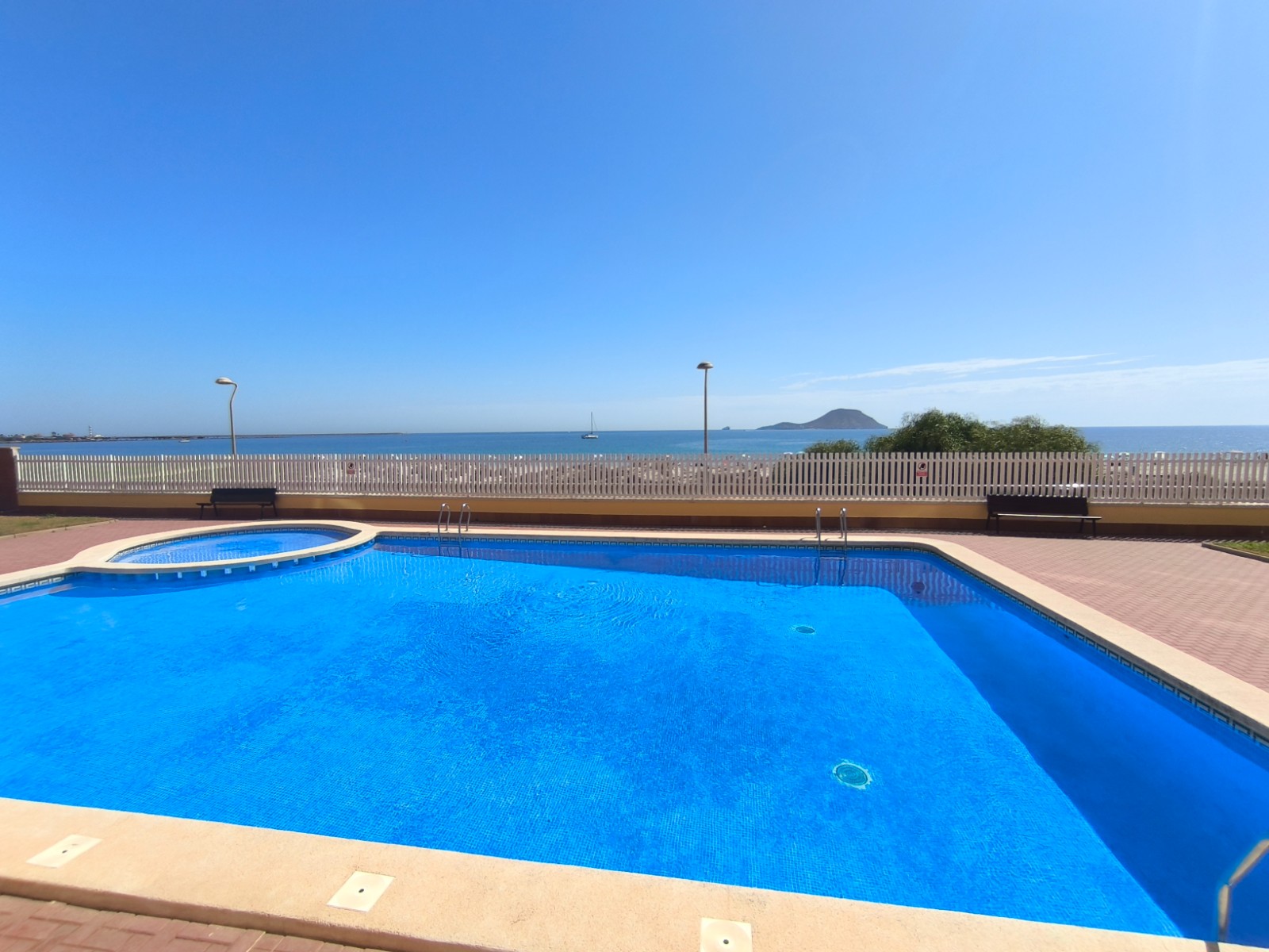 Apartment / flat in La Manga Del Mar Menor