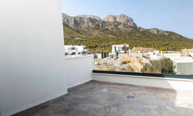 Nybyggnation - Radhus -
Polop