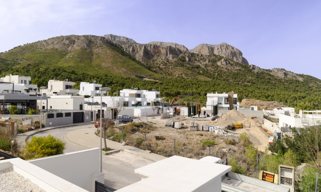 Nybyggnation - Radhus -
Polop