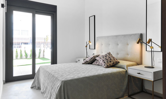 Obra nueva - Bungalow -
Torrevieja