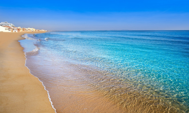 Новое здание - Таунхаус -
Daya Nueva