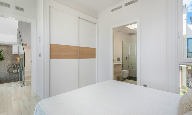 Nouvelle construction - Maison de ville -
Ciudad Quesada