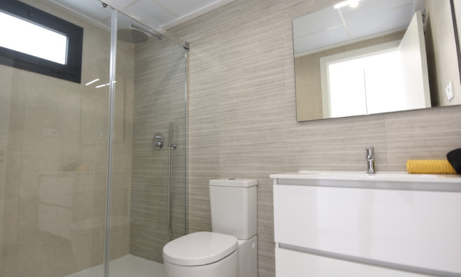 Obra nueva - Apartamento / piso -
San Miguel de Salinas