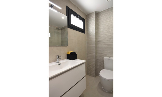 Obra nueva - Apartamento / piso -
San Miguel de Salinas