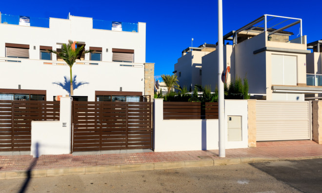 Nybyggnation - Villa / parhus -
Pilar de la Horadada