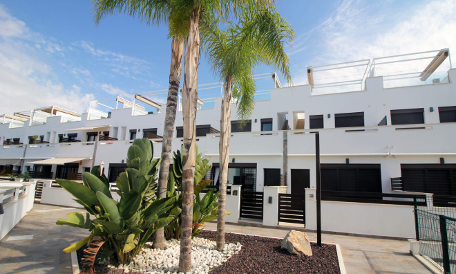 Nybyggnation - Villa / parhus -
Pilar de la Horadada