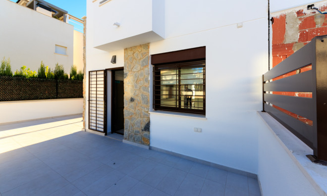 Nybyggnation - Villa / parhus -
Pilar de la Horadada