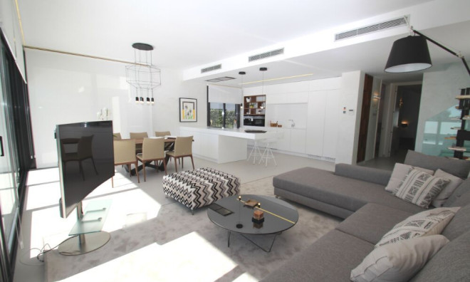 Obra nueva - Villa -
San Miguel de Salinas