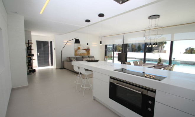 Obra nueva - Villa -
San Miguel de Salinas