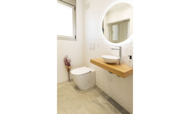 Новое здание - Таунхаус -
Pilar de la Horadada