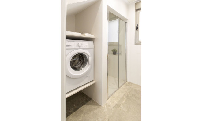 Новое здание - Таунхаус -
Pilar de la Horadada